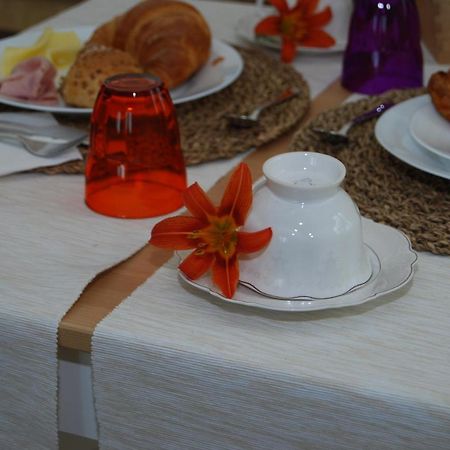 ピエーヴェ・エマヌエーレ Domus Florio - Humanitas Rozzano Bed & Breakfast エクステリア 写真
