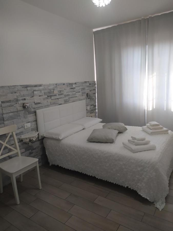 ピエーヴェ・エマヌエーレ Domus Florio - Humanitas Rozzano Bed & Breakfast エクステリア 写真