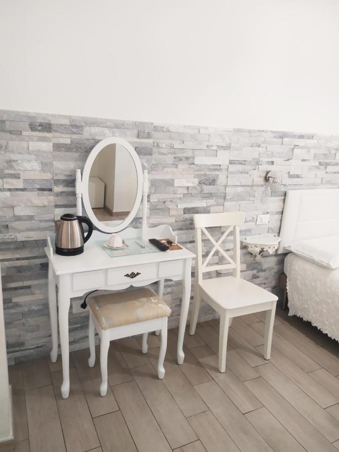 ピエーヴェ・エマヌエーレ Domus Florio - Humanitas Rozzano Bed & Breakfast エクステリア 写真