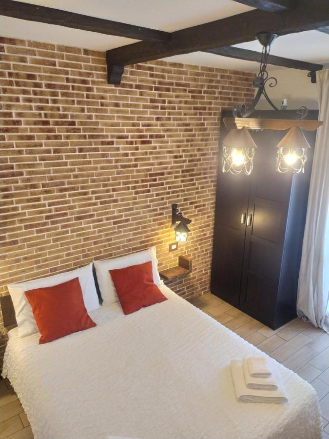 ピエーヴェ・エマヌエーレ Domus Florio - Humanitas Rozzano Bed & Breakfast エクステリア 写真